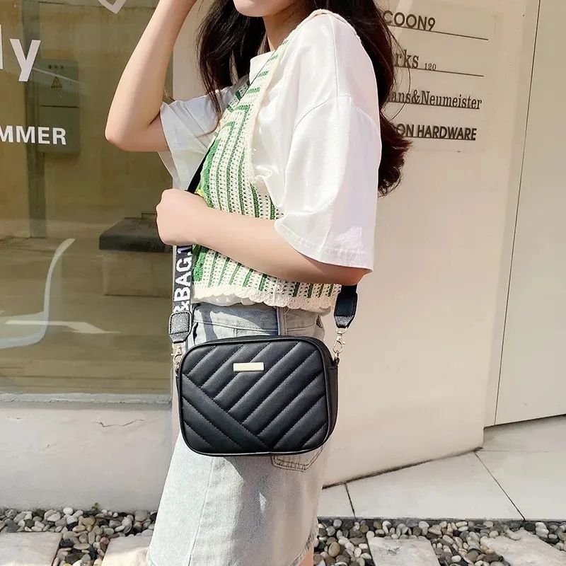 Black Leather Handbag for Girls & Women | Stylish Shoulder & Crossbody Bag | Daily Use & Gift - Image 5